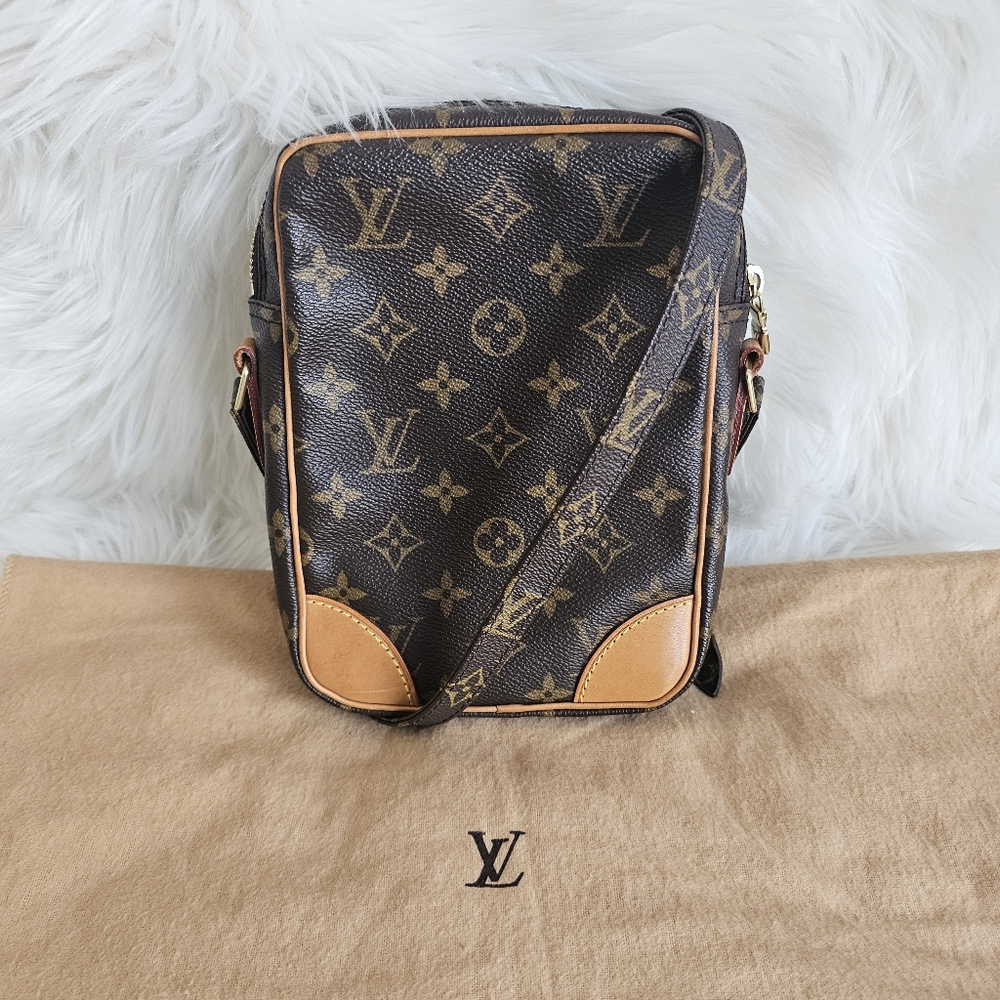 🤎 Louis Vuitton Danube 🤎 - Picture 3 of 12